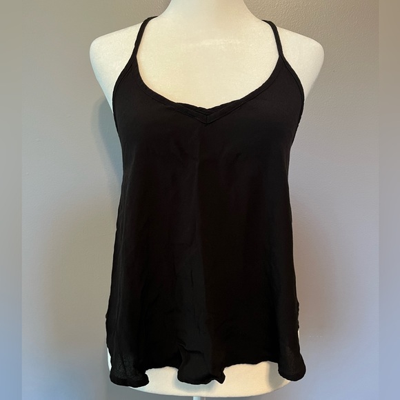 Patterned Back Tank Top - Picture 2 of 4